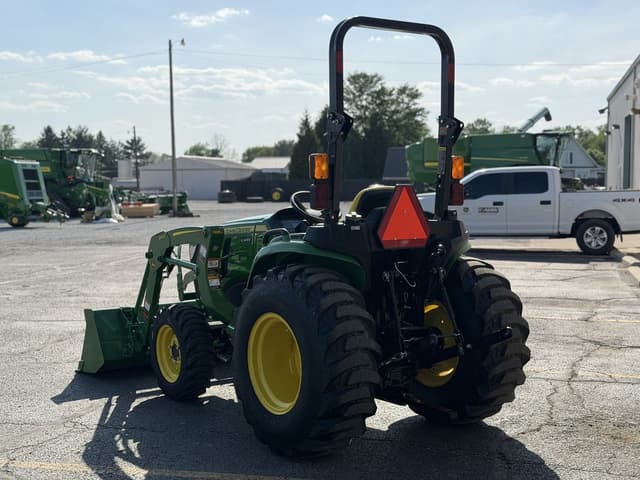 Image of John Deere 3038E equipment image 1