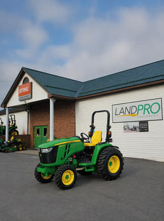 Image of John Deere 3039R Primary Image