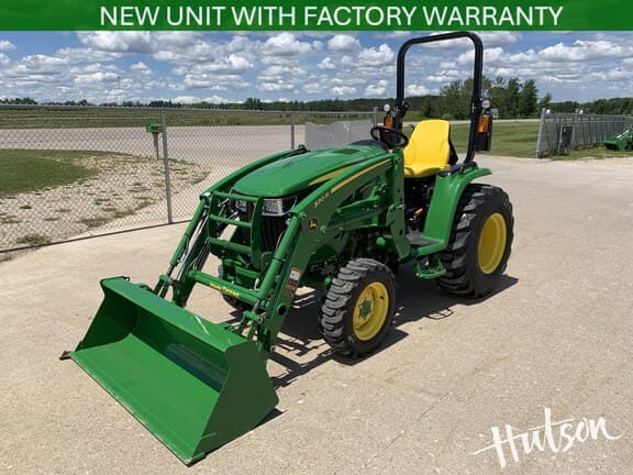 Image of John Deere 3039R equipment image 1