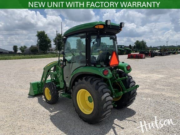 Image of John Deere 3039R equipment image 2