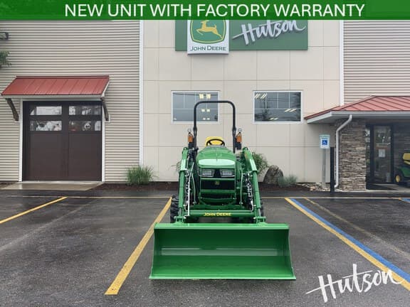 Image of John Deere 3039R equipment image 4