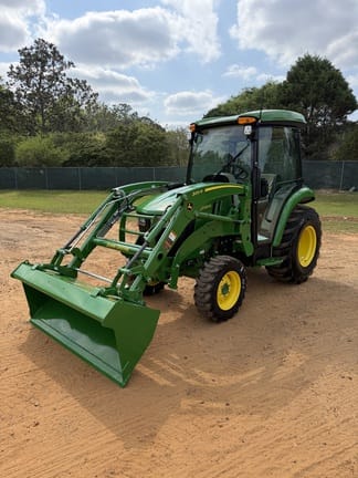 2026 John Deere 3039R Equipment Image0