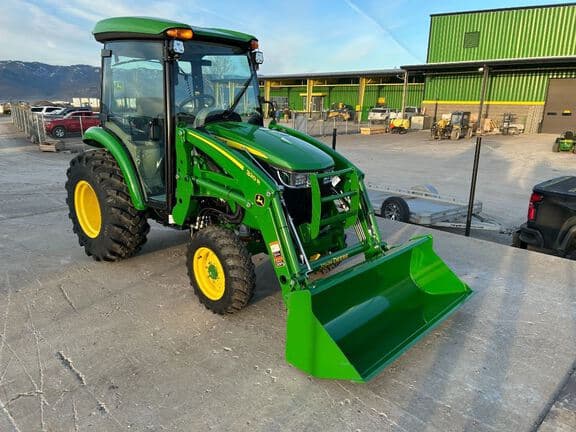 Image of John Deere 3039R Primary image