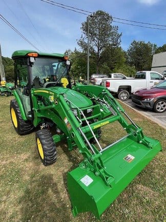 2026 John Deere 3046R Equipment Image0