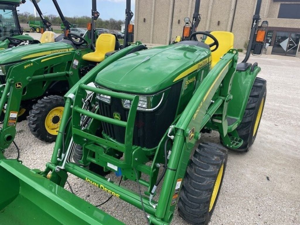 2026 John Deere 3046R Equipment Image0