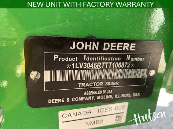 Image of John Deere 3046R equipment image 4