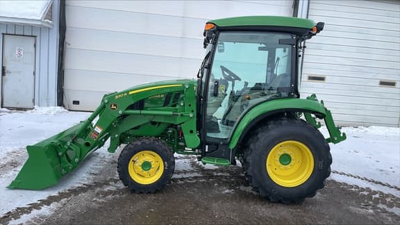 Image of John Deere 3046R Image 0