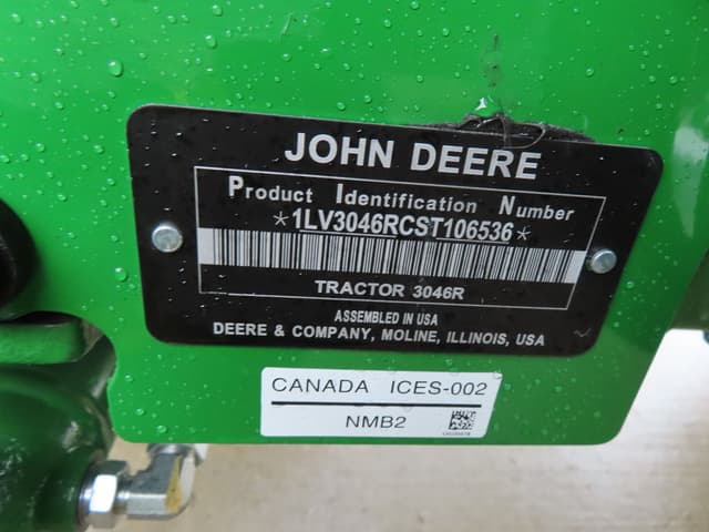 Image of John Deere 3046R equipment image 4