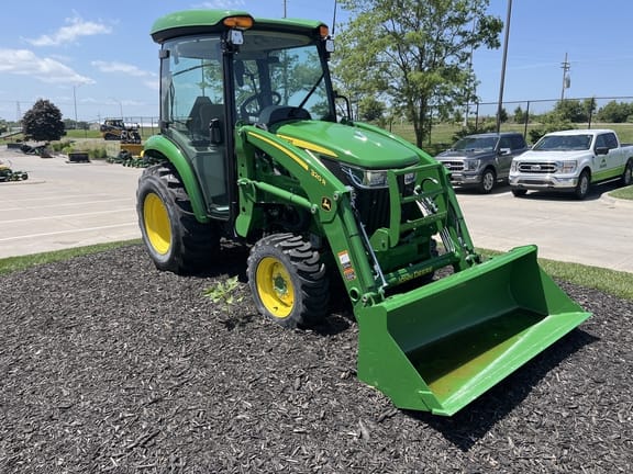 2026 John Deere 3046R Equipment Image0