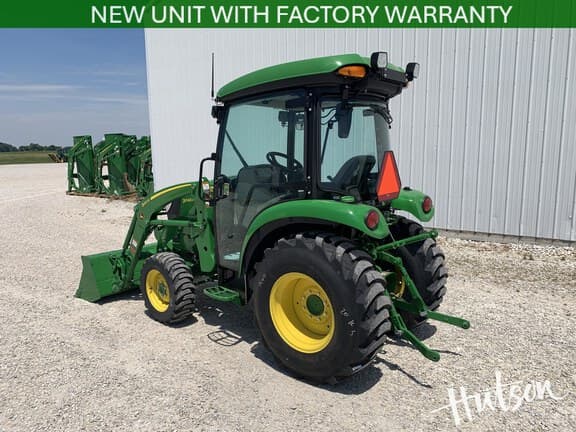 Image of John Deere 3046R equipment image 2