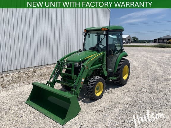 Image of John Deere 3046R equipment image 1