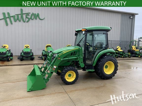 Image of John Deere 3046R equipment image 1