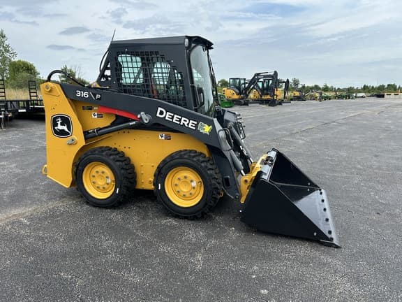 Image of John Deere 316P equipment image 4