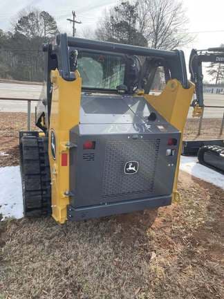 Image of John Deere 317P equipment image 3