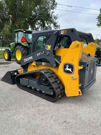 Image of John Deere 317P equipment image 3