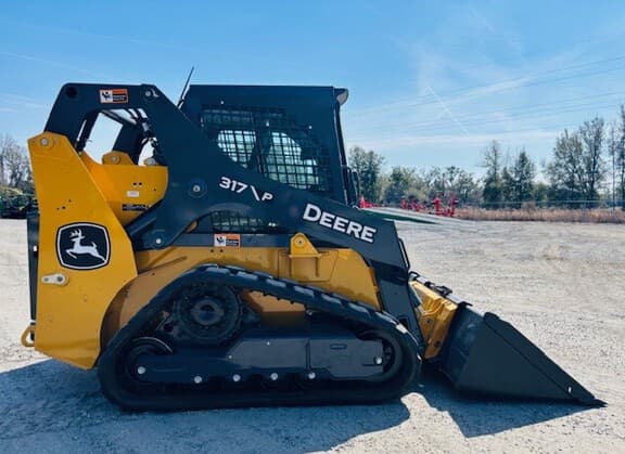 Image of John Deere 317P equipment image 2