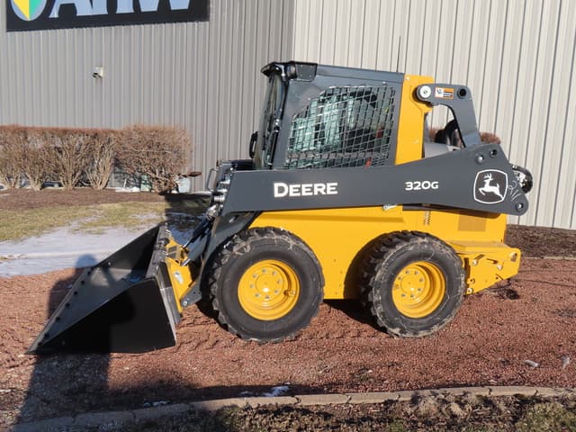 Image of John Deere 320G equipment image 1