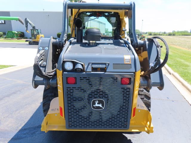 Image of John Deere 320G equipment image 3