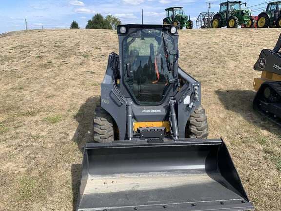 Image of John Deere 320G equipment image 1