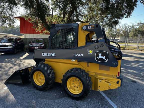 Image of John Deere 324G equipment image 2