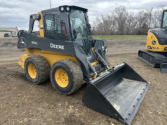 Image of John Deere 324G equipment image 3