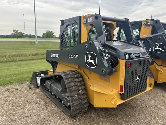 Image of John Deere 325P equipment image 4