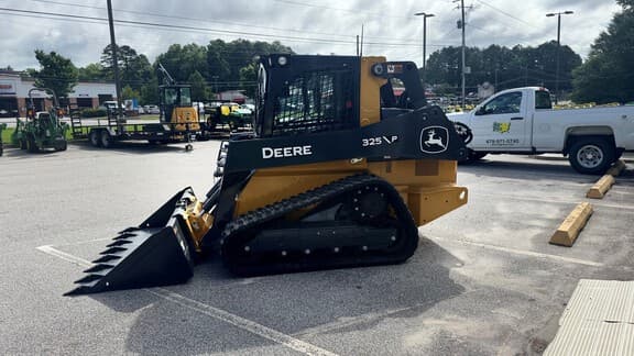 Image of John Deere 325P equipment image 2