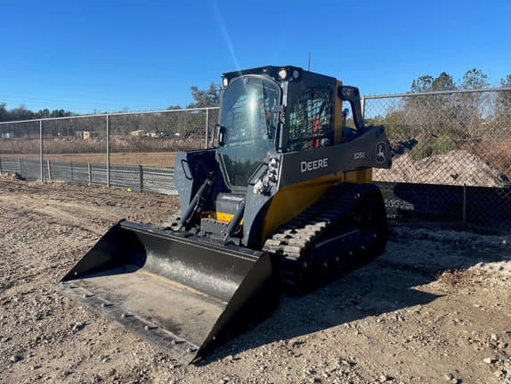 Image of John Deere 325G equipment image 2