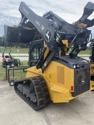 Image of John Deere 325G Primary image