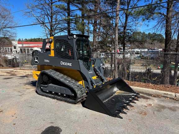 Image of John Deere 325G Primary image