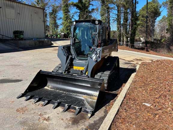 Image of John Deere 325G equipment image 3