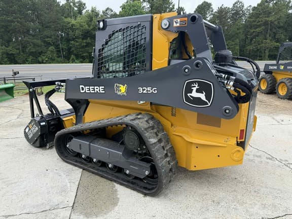Image of John Deere 325G equipment image 2