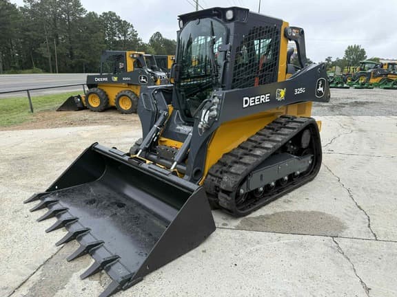 Image of John Deere 325G equipment image 3