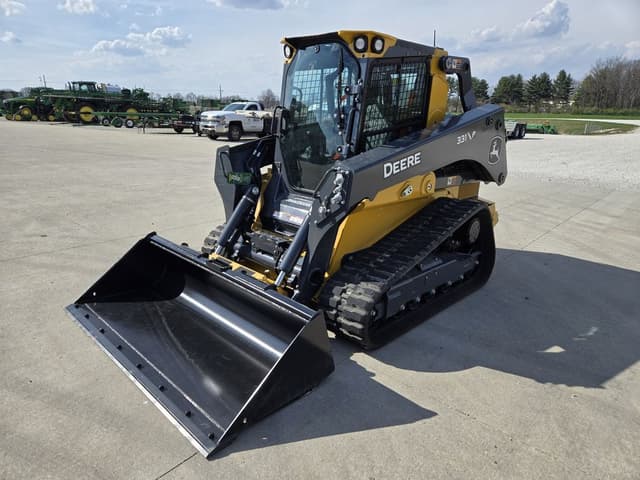 Image of John Deere 331P equipment image 1