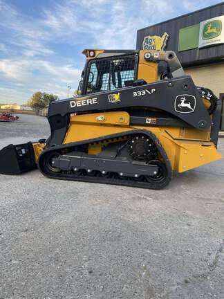 Image of John Deere 333P equipment image 2