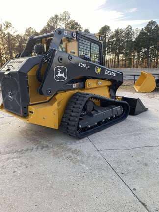 Image of John Deere 333P equipment image 1