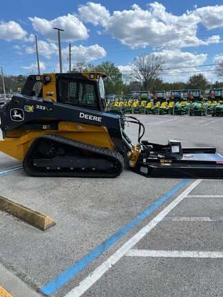 Image of John Deere 333P equipment image 2