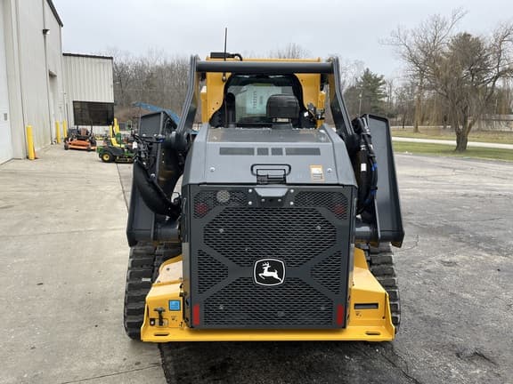 Image of John Deere 333P equipment image 2