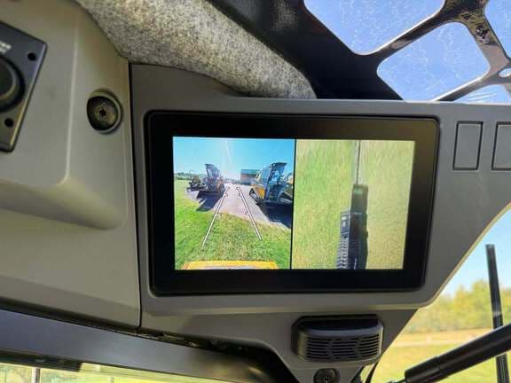 Image of John Deere 333P equipment image 3