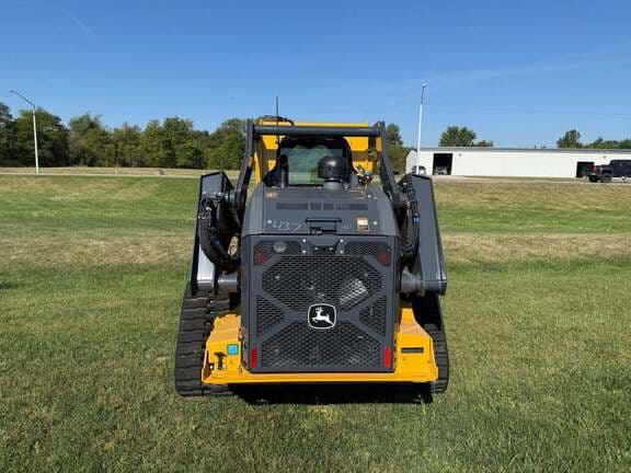 Image of John Deere 333P equipment image 4