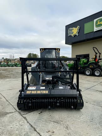 Image of John Deere 333P equipment image 3