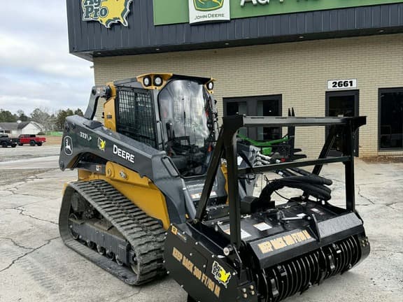 Image of John Deere 333P Primary image