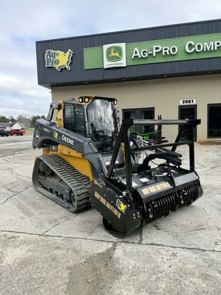 Image of John Deere 333P Primary image