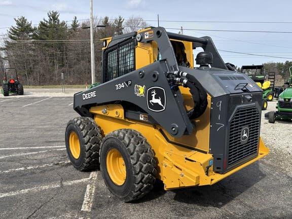 Image of John Deere 334P equipment image 3