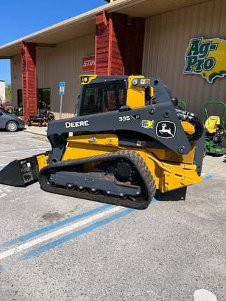 Image of John Deere 335P equipment image 2