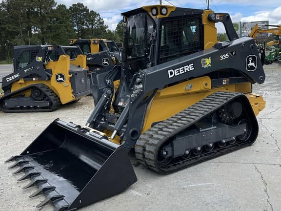 Image of John Deere 335P equipment image 2