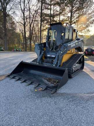 Image of John Deere 335P Primary image