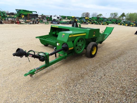 Image of John Deere 338 equipment image 3