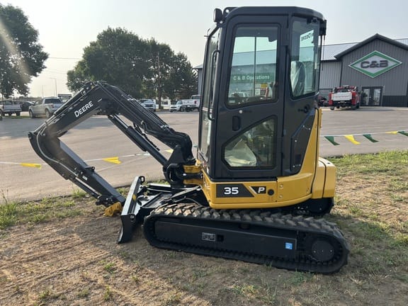 2026 John Deere 35P Equipment Image0