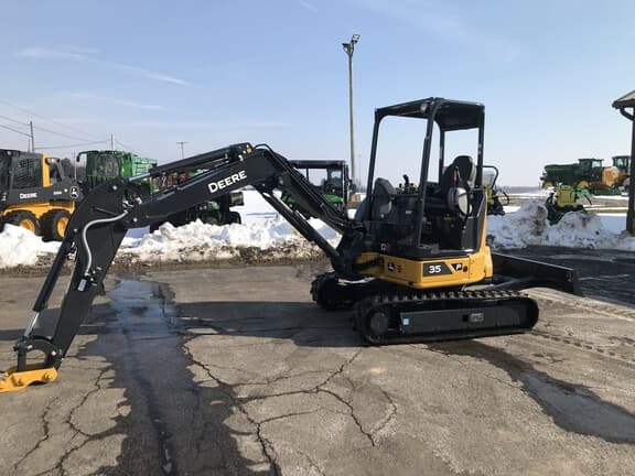 Image of John Deere 35P Primary image